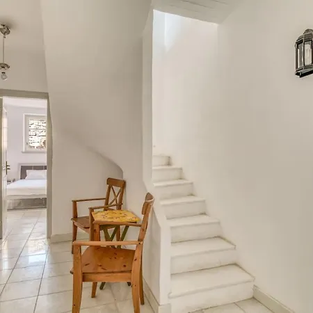 Anna With Seaview Of Naxos Holiday home Isterni (Paros)