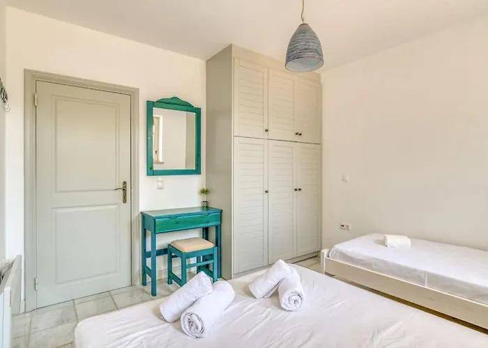 Anna With Seaview Of Naxos Isterni (Paros)